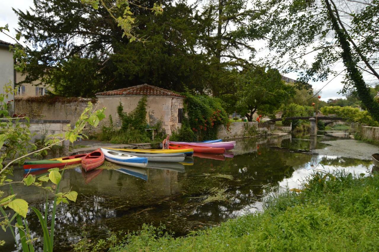 Le Moulin De Bassac Bed and Breakfast Exterior foto