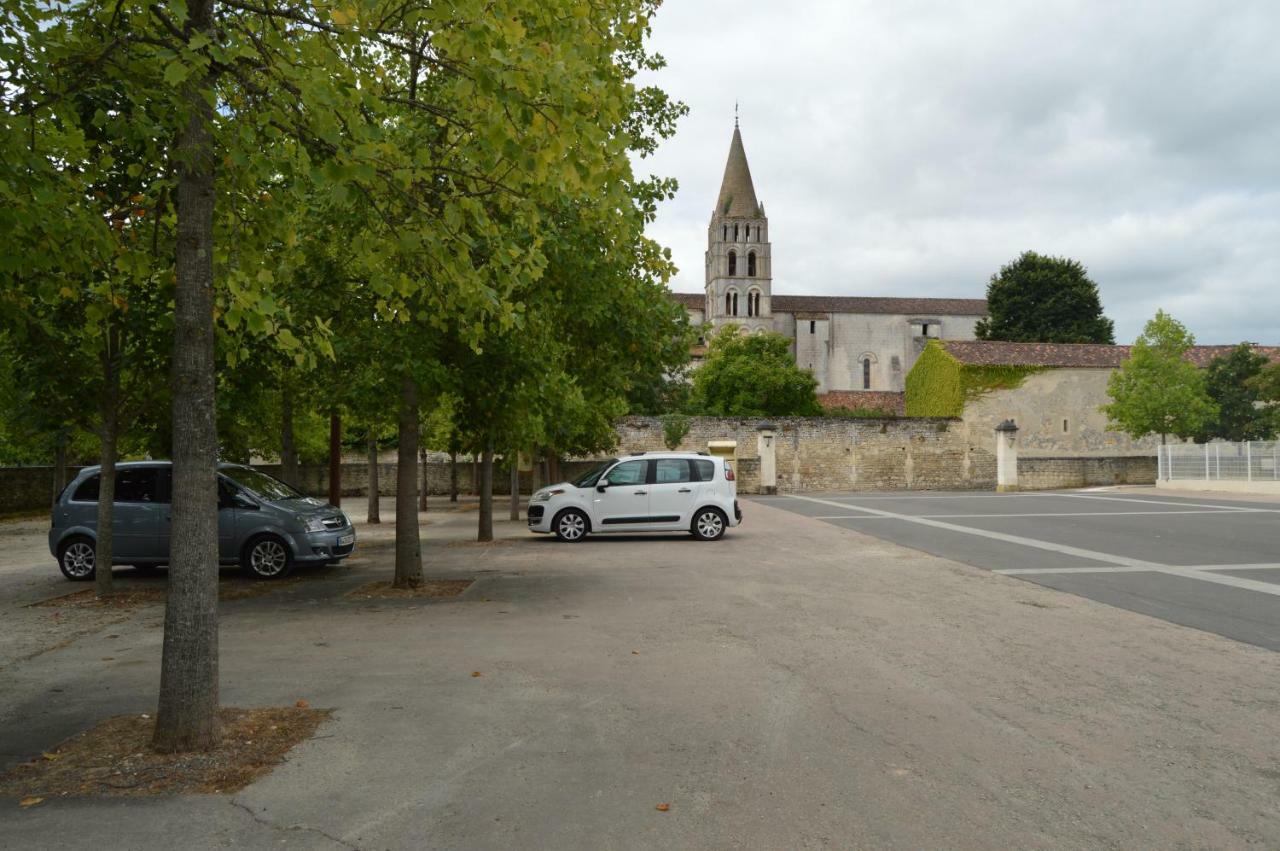 Le Moulin De Bassac Bed and Breakfast Exterior foto